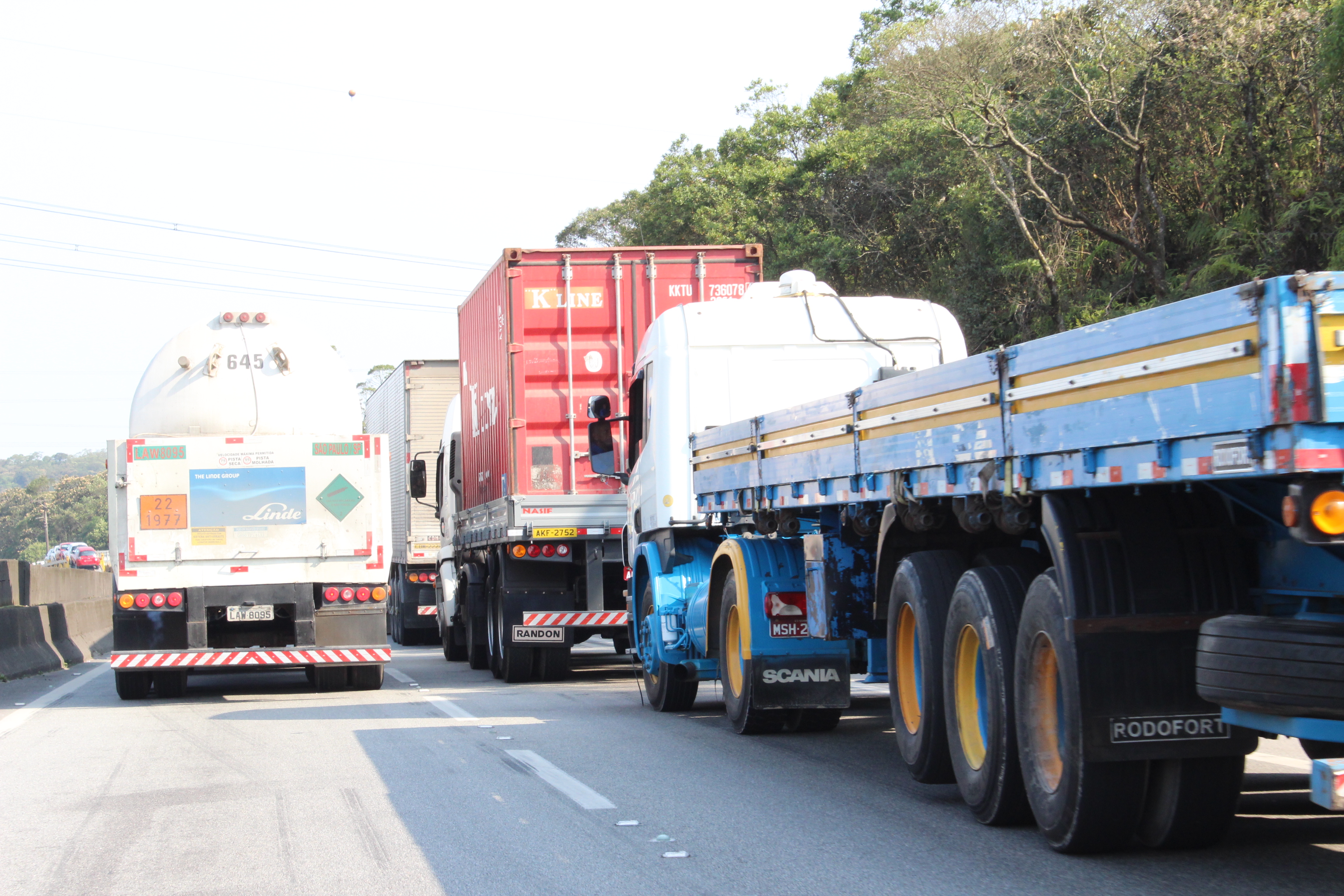 Governo faz corte no Imposto de Renda dos caminhoneiros autônomos