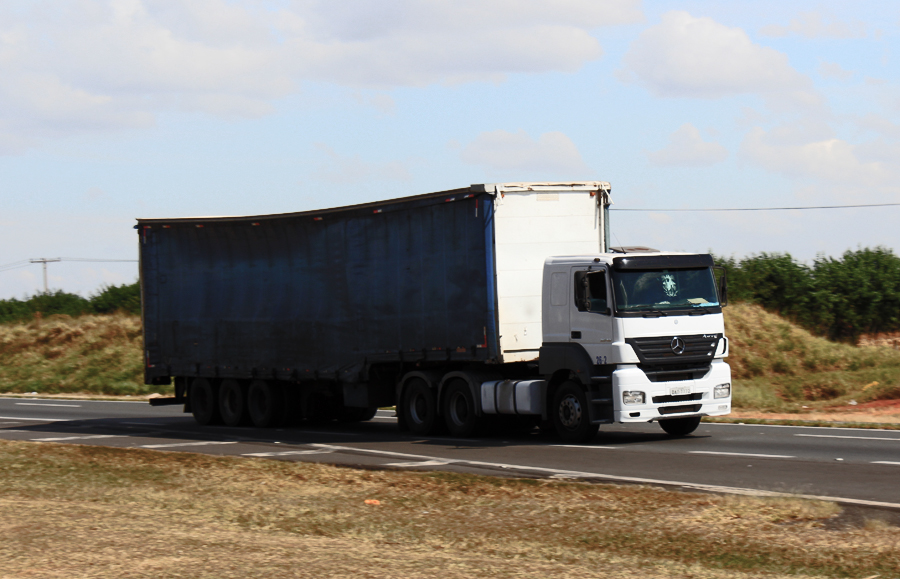 Custo do transporte rodoviário de carga cresceu 7,6% em 2013