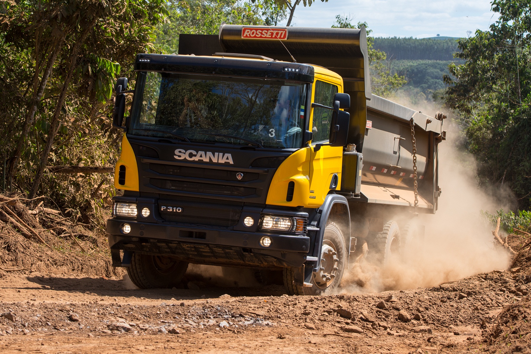 Caminhão P 310 é o destaque da Scania na Construction Expo