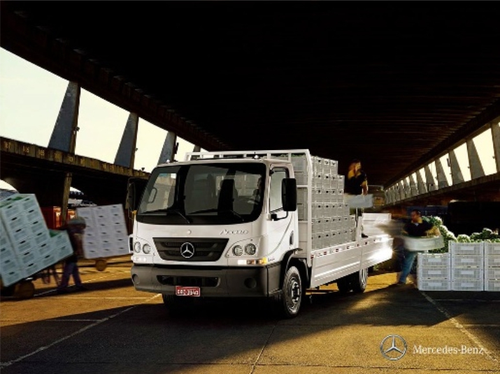 Mercedes-Benz amplia a oferta de caminhões para o Programa Mais Alimentos