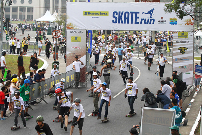 Skate Run faz festa da mobilidade e do esporte em São Paulo