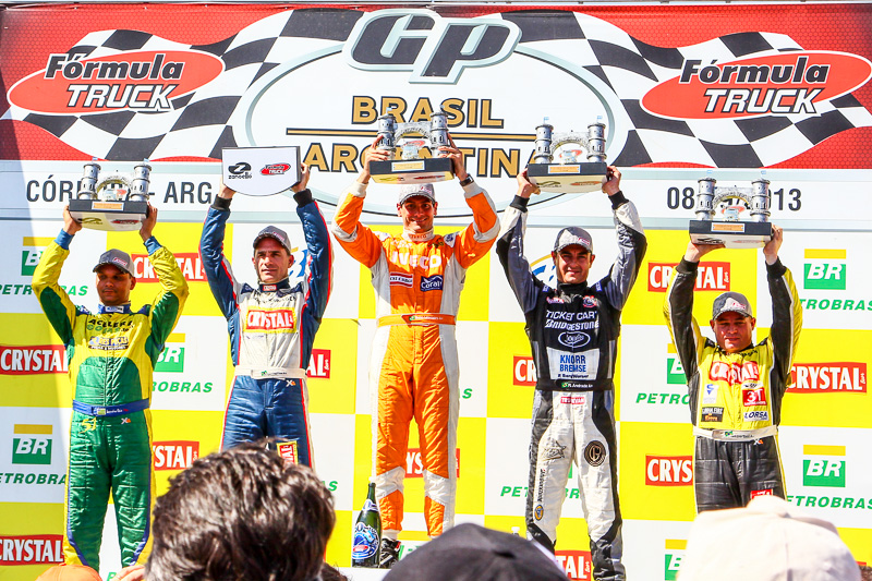 Beto Monteiro e Scuderia Iveco levantam três troféus em Córdoba.