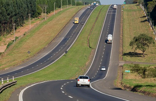 Ministro culpa bancada do ES por fracasso no leilão de rodovias