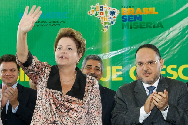 Presidente Dilma anuncia duplicação da BR-381 em Minas