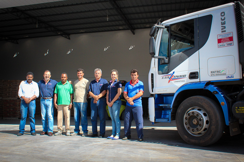 Comercial Luizinho inaugura nova empresa hoje em Bauru.