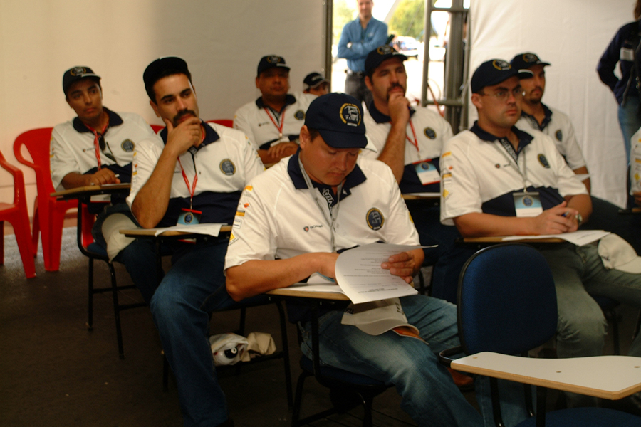 Scania classifica treinamento de motoristas como essencial ao futuro da profissão