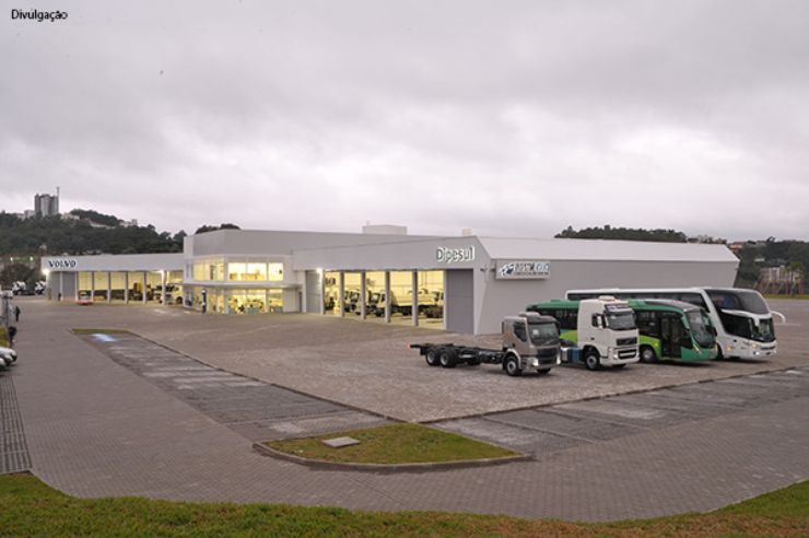 Caxias do Sul (RS) tem nova concessionária Volvo para caminhões e ônibus.