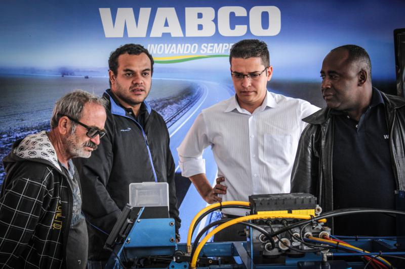 Wabco promove ação no Dia do Motorista