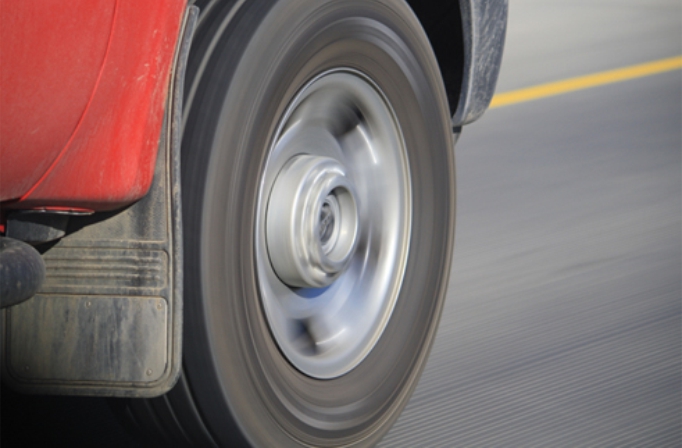 Câmara aprova manutenção obrigatória para calibradores de pneus