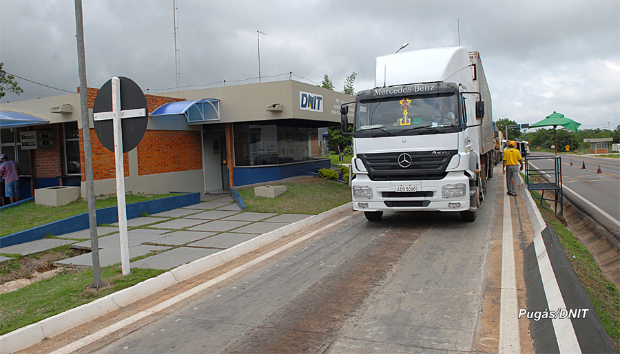 Dnit se manifesta sobre falta de balanças em rodovias de SC