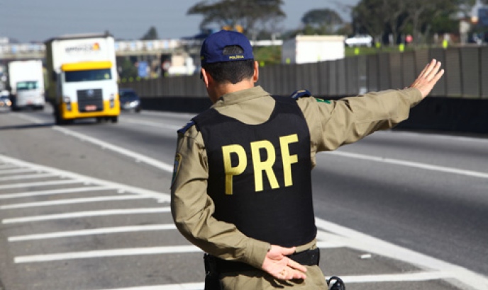 Polícia Rodoviária Federal inicia operação para reduzir mortes nas estradas