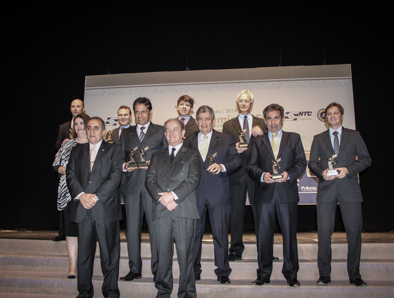 NTC&Logística premia os melhores do ano no transporte de cargas