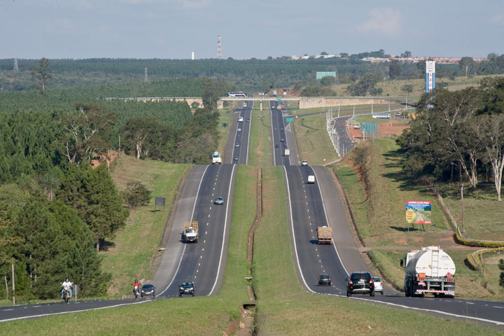 Polícia testa nova estratégia de fiscalização em rodovias de Araçatuba