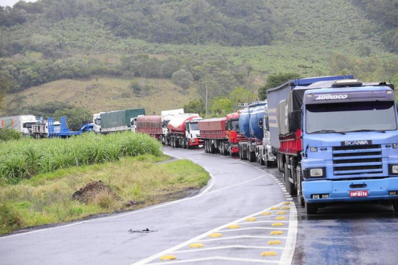 Governo: caminhoneiros chegam a acordo que pode acabar com protestos