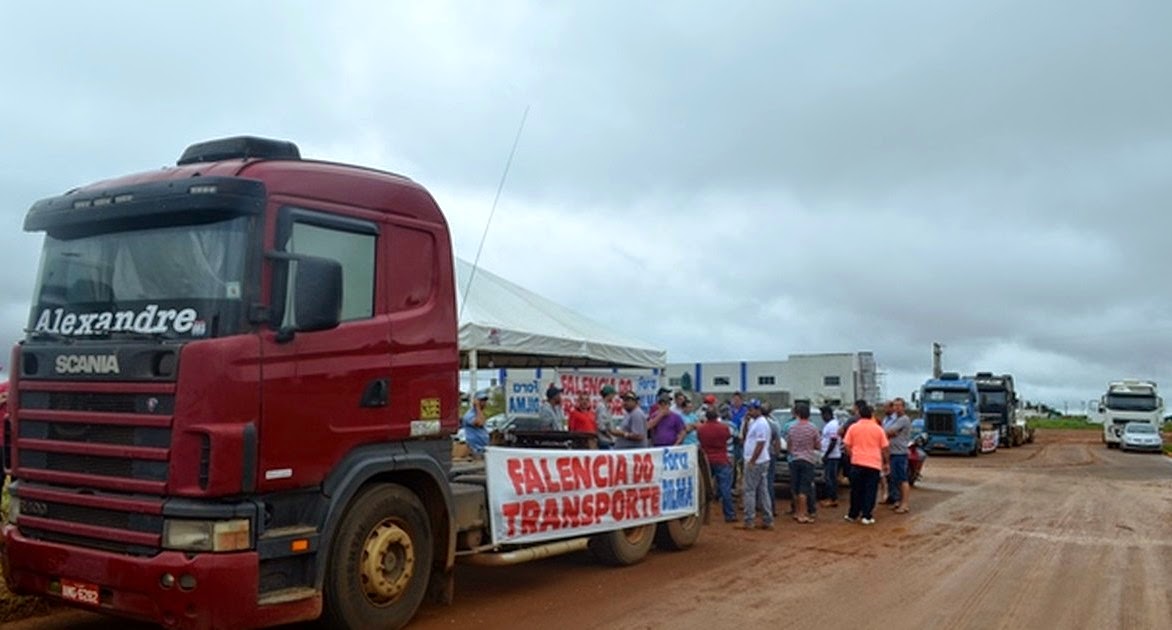 Transportadores de grãos de RO param por reajuste no preço do frete