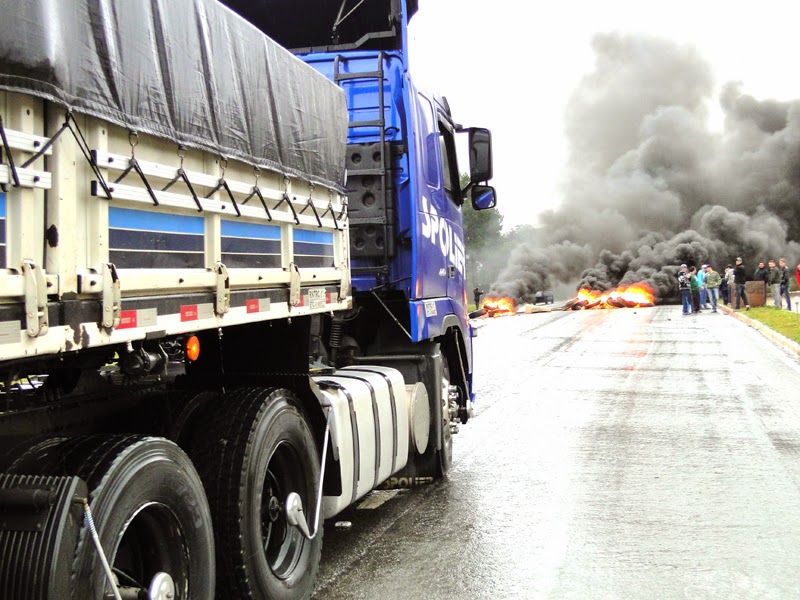 Governador avisa que poderá usar a Força Nacional para liberar rodovias