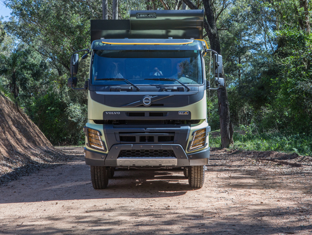 Volvo FMX off-road