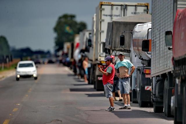 Comissão externa sobre caminhoneiros fará audiência com motoristas e empresários