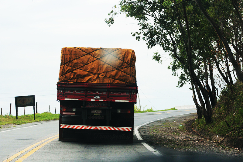 Contran finaliza estudos para regulamentação de amarração de carga no transporte rodoviário