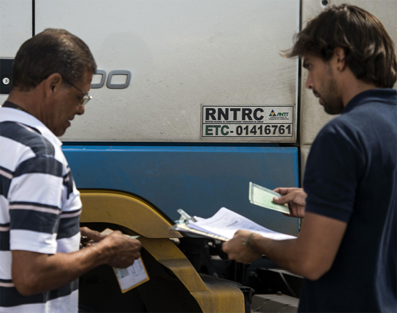 Novo RNTRC vai aumentar a fiscalização no transporte e da produção econômica brasileira