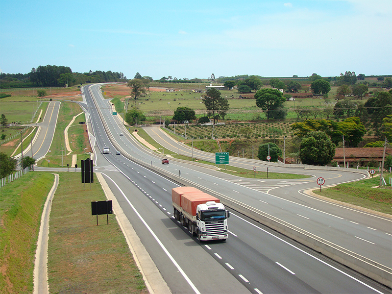 Governador Geraldo Alckmin autoriza obras viárias em Itapira e Monte Alto