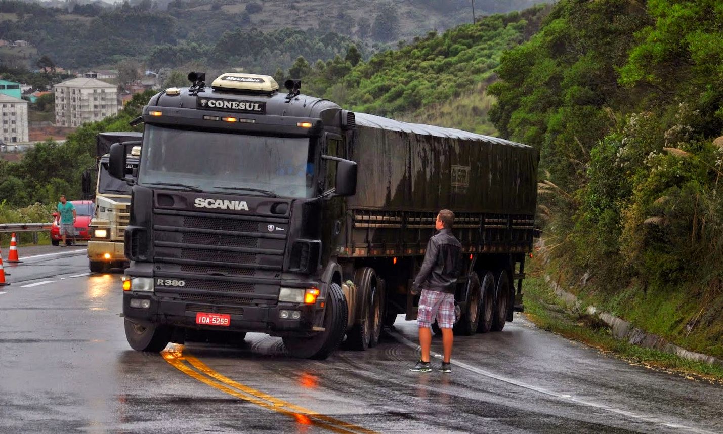 Governo editará MP para endurecer punição a quem bloquear rodovia