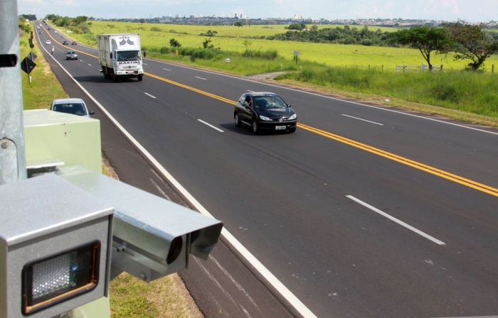 São Paulo quer implantar mais 220 radares nas rodovias