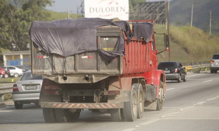 Começa a valer o teste para caminhoneiros sobre o uso de drogas