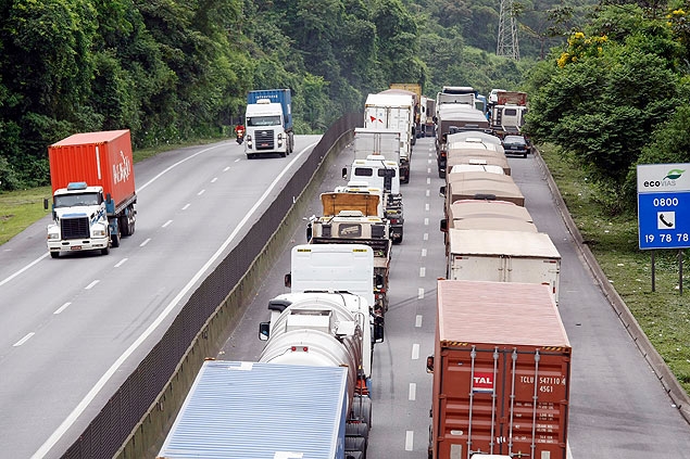 Fluxo de veículos pesados sobe 2,1% em fevereiro, aponta Índice ABCR