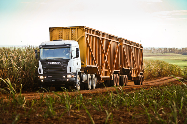 Scania oferece condições especiais para linha 2016 e serviços na Agrishow