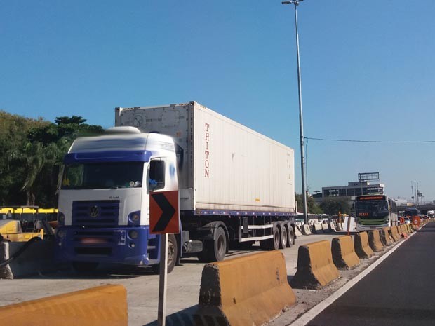 Transportadoras do RJ empregam até 20% do orçamento em segurança