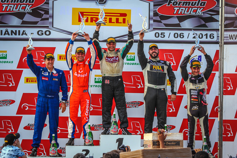 Na frente do início ao fim, Salustiano vence corrida em Goiânia e Diogo Pachenki assume a liderança do campeonato.