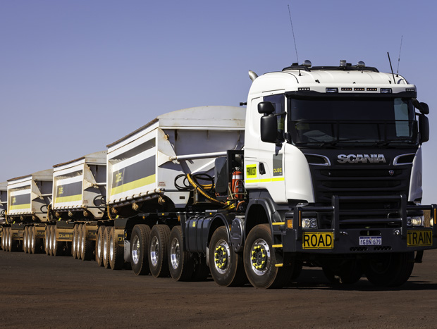 Scania transforma Scania R 730 em máquina 10×8