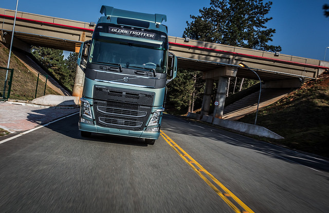 Volvo FH é o caminhão pesado com maior valor de revenda pelo segundo ano consecutivo