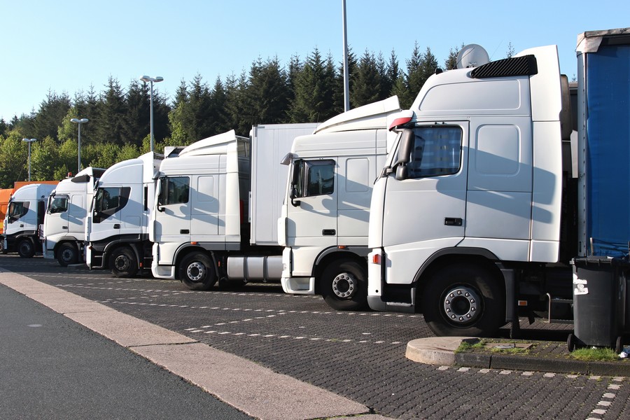 Transporte fecha mais de 37 mil postos de trabalho no primeiro semestre