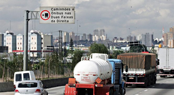 Limites de velocidade nas marginais de SP sobe em janeiro