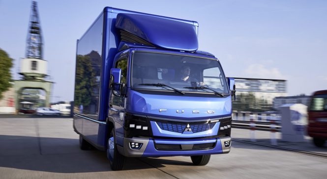 Fuso eCanter: elétrico tem produção iniciada