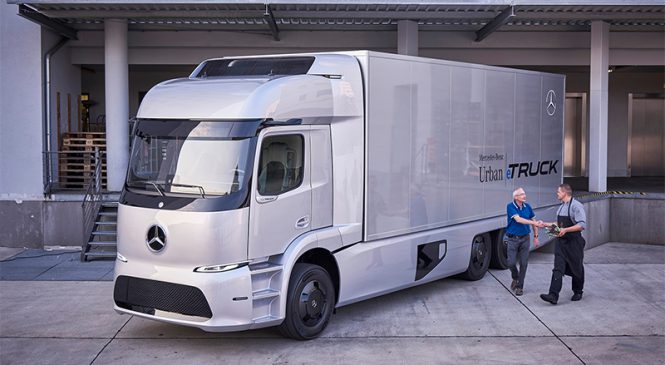 Mercedes-Benz Urban eTruck começa a ser  testado por clientes na Europa