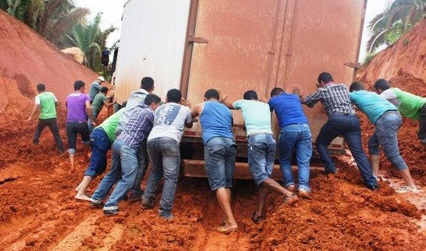 No Amapá, mais de 60% das estradas federais são de terra e lama