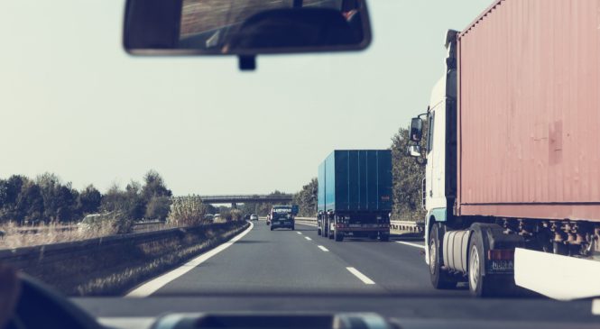 Gargalos no transporte rodoviário de cargas comprometem a produtividade