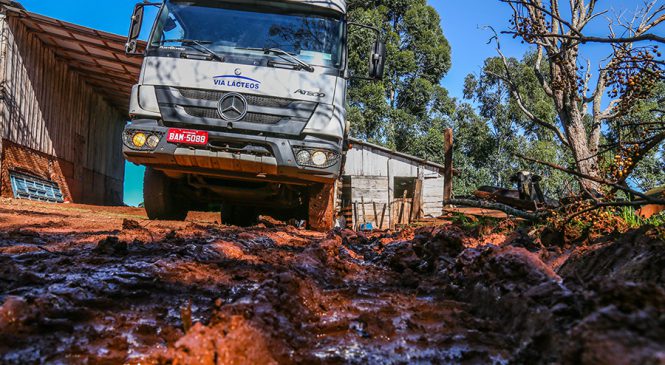 Mercedes-Benz lança Pacote Robustez para a linha rodoviária Atego