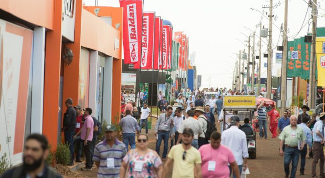 Agrishow anuncia R$ 2,2 bilhões em negócios e sinaliza retomada do setor agrícola brasileiro