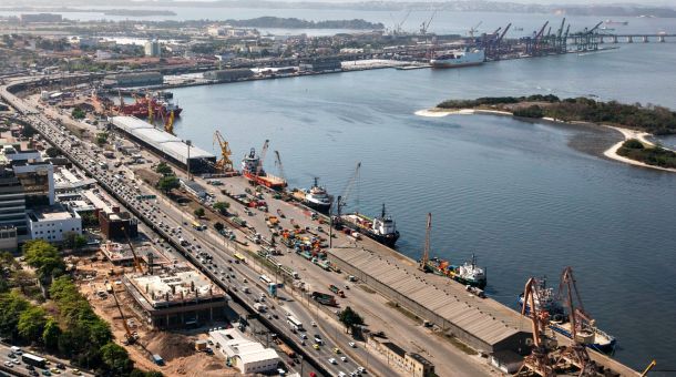 Roubo de cargas leva empresários a trocar o porto do Rio por Santos e Vitória