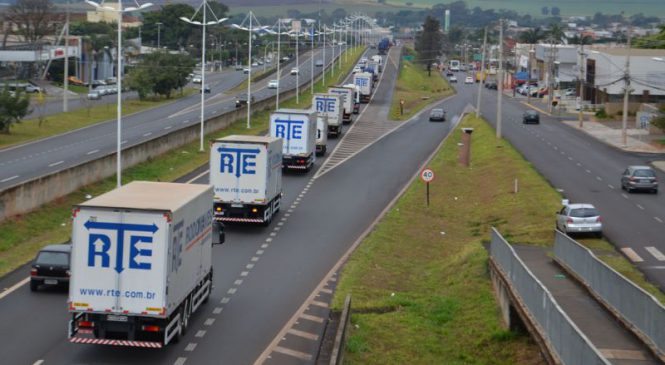 RTE Rodonaves unidade de Matão celebra Dia do Motorista com carreata e arrecadação de doações para entidades beneficentes