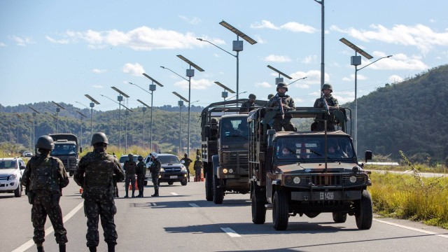 Roubos de cargas diminuem 30% no Rio nos primeiros dias de operação das Forças Armadas