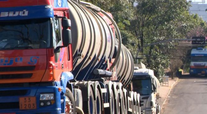 Caminhoneiros voltam a protestar contra aumento de combustíveis no Rio Grande do Sul