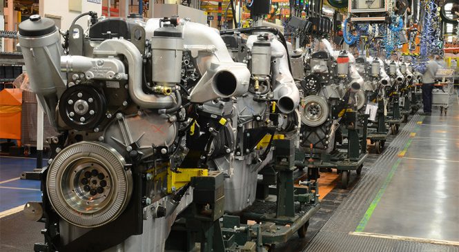 Mercedes-Benz fornece motores brasileiros para o Grupo Daimler
