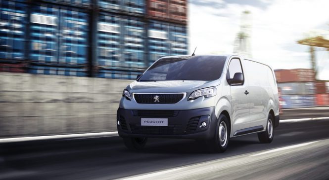 Peugeot apresenta comercial leve Expert