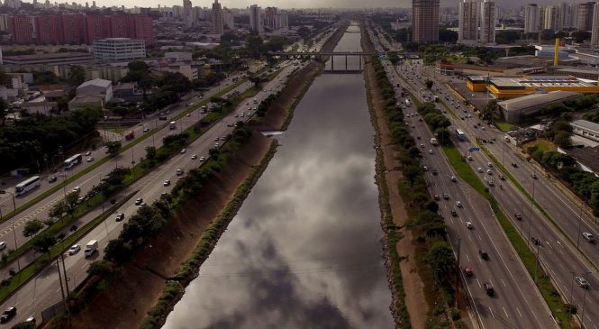 Fiscalização para motorista que freia apenas no radar começa nesta quarta em SP