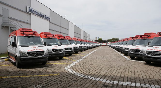 Mercedes-Benz entrega mais de 200 ambulâncias Sprinter para o SAMU